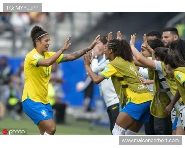 紫百合两度追平十人博洛尼亚古德蒙德松小基恩点射多多失空门错失绝杀